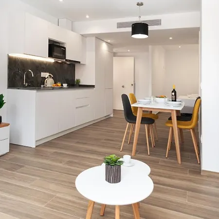 Myflats Luxury Old Town Apartment