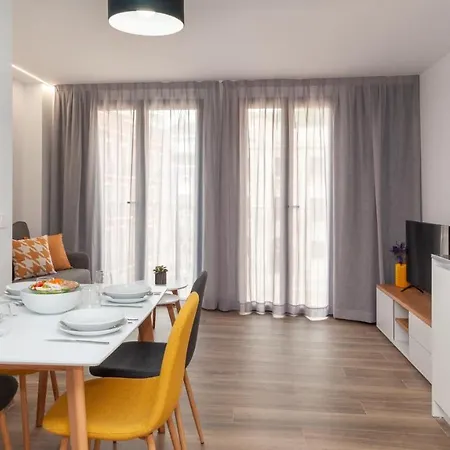 Myflats Luxury Old Town Apartment